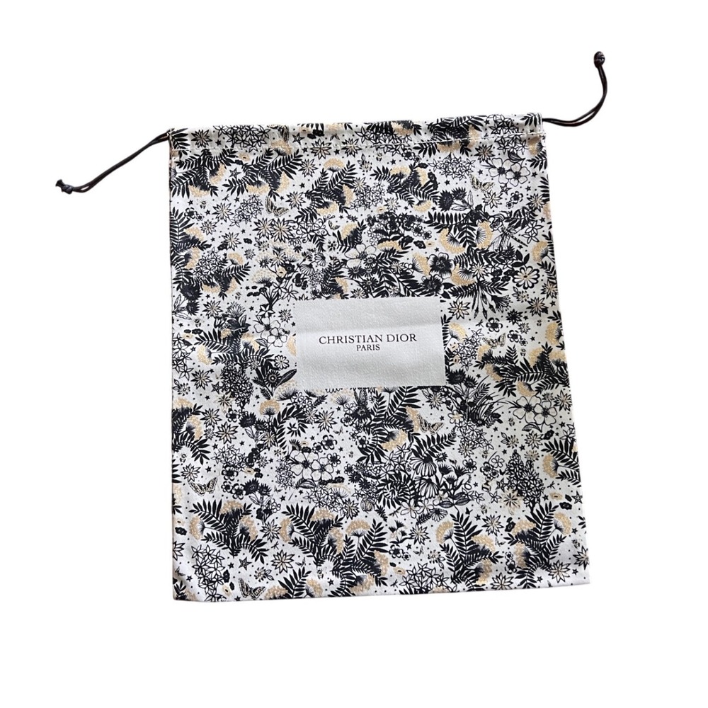 Christian Dior Paris GWP Holiday 2021 Gift Dust‎ Bag Medium Size